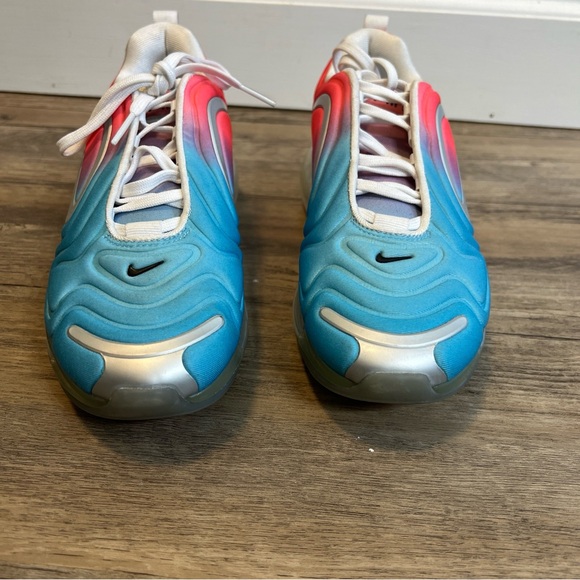 Nike Air Max 720 Lava Glow
Blue Fury Shoes - Picture 3 of 7